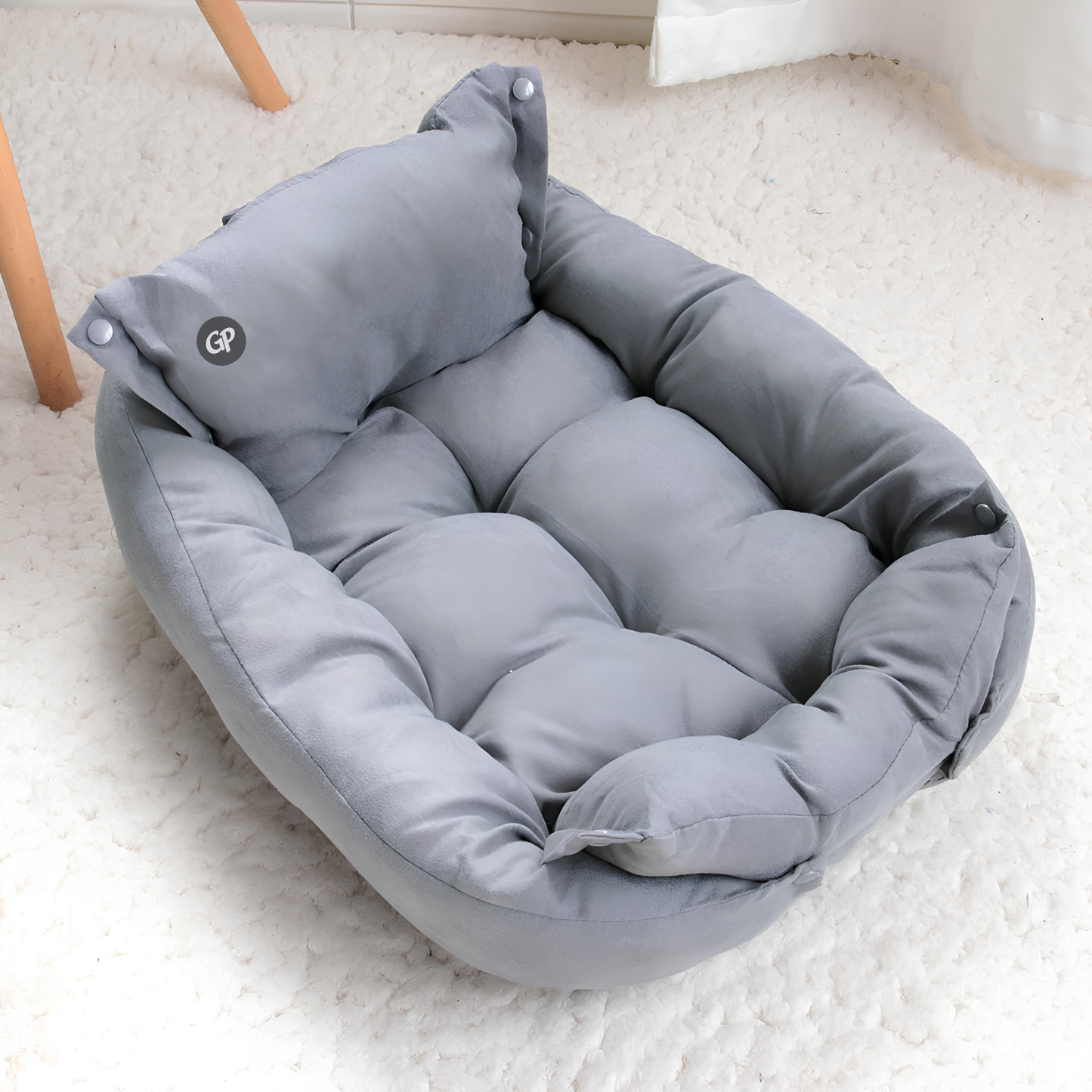 GuardiPaws™ Snugl™ Retreata Dog Bed Gray